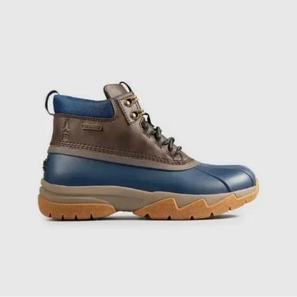 NIB Bass Outdoor Field Duck Women’s Mid Waterproof Hiking Boots - Picture 1 of 9